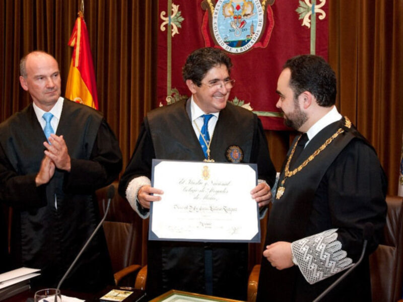 El decano del Colegio de Abogados de Sevilla recibe el nombramiento de Miembro de Honor del Ilustre y Nacional Colegio de México