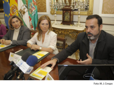 Diputación  de Cádiz edita diez mil guías para combatir la disfonía espasmódica