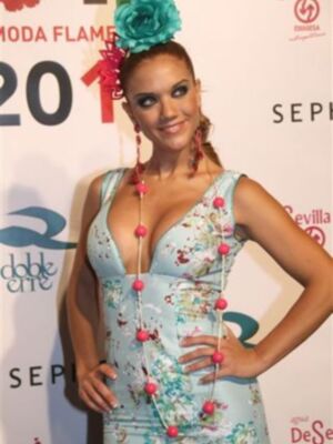 Beatriz Trapote regresa de Colombia y se estrena como modelo en Simof 2011