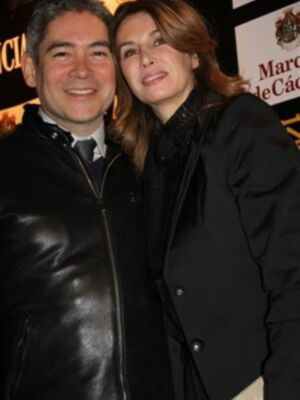 Viki Berrocal, con once kilos menos,  presenta su nueva colección en Sevilla con Virginia Troconis, Marta Sánchez, Boris, Ana García Siñeriz y Nuria March