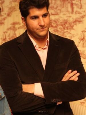 La Duquesa de Alba, del brazo de Fran y Julián Contreras desmiente que se haya casado 