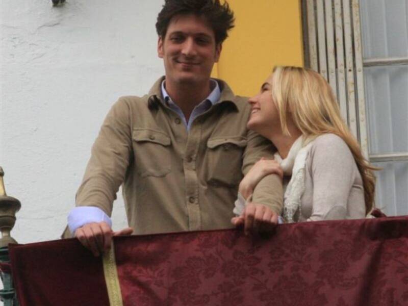 Luis Medina y su novia Amanda Hearst, las fotos mas cariñosas que confirman su reconciliación