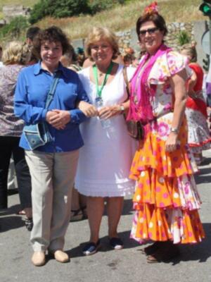 Fran Rivera y Simoneta Gómez Acebo en  el camino del rocío   