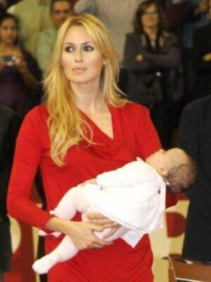 Carolina Cerezuela y Carlos Moyá se han casado en secreto y después lo cuentan en twitter