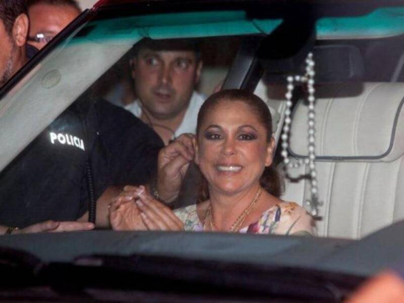 Chavely y Falete fans números uno de Isabel Pantoja en San Fernando el domingo ante 4.000 personas