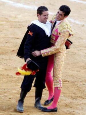 Carmen Bazán ejerce de abuela orgullosa con los hijos de Jesulín y María José campanario  