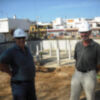 Rafael Naval informa del buen ritmo de las obras de las viviendas de matadero y de la disponibilidad de tres de ellas(Chipiona) 