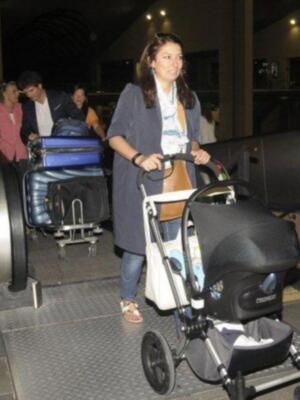 Monserrat obligada a usar silla de ruedas por una caída