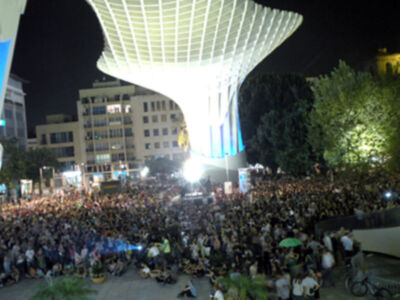 Sevilla se suma a la manifestación global de los indignados