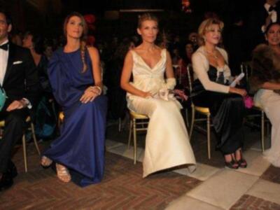 Fiesta de gala y mascaras en los Reales Alcázares de Sevilla  