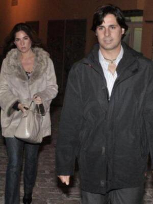 Francisco Rivera, con su novia Lourdes, feliz por la paternidad y la boda de su hermano pequeño