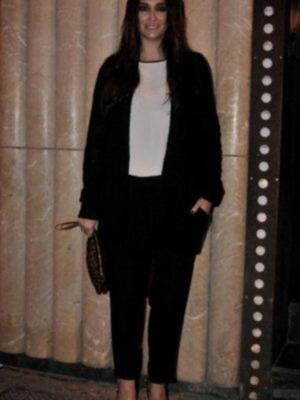 Francisco Rivera, con su novia Lourdes, feliz por la paternidad y la boda de su hermano pequeño