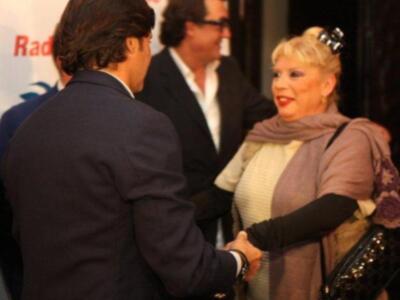 Francisco Rivera, con su novia Lourdes, feliz por la paternidad y la boda de su hermano pequeño