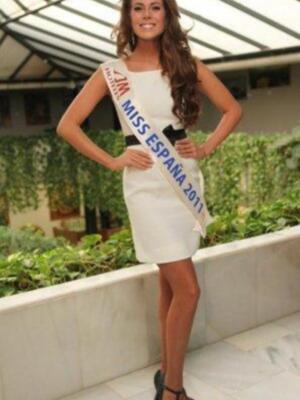 Miss España 2011, Andrea Huisgen comienza su reinado