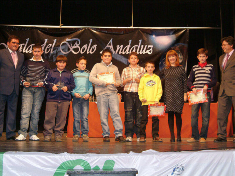 Reconocimientos y emociones en la II Gala del Bolo Andaluz celebrada en Cazorla.