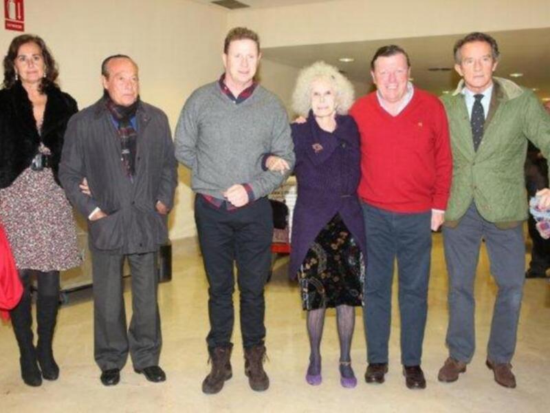 La duquesa de Alba se divierte con imitación que de ella hacen los Morancos 