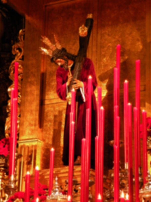 Juan José Asenjo, Arzobispo de Sevilla, presidio la Función Solemne a Jesús de Pasión