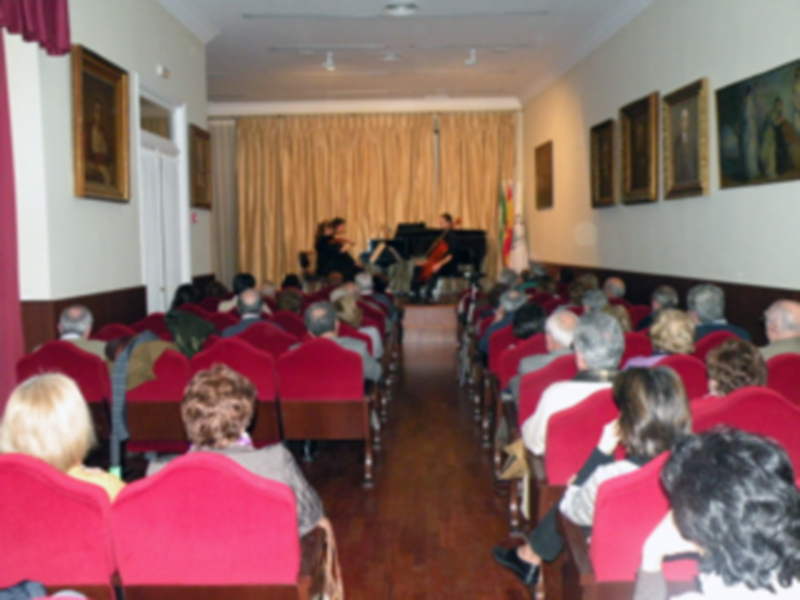 Concierto de violín, violonchelo y piano, por el Trío Anira en el Ateneo Sevillano