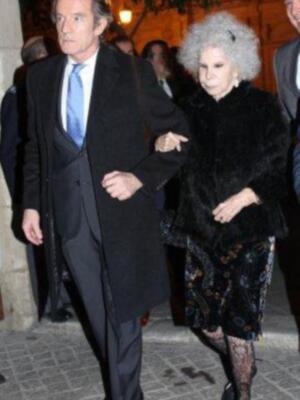 La duquesa de Alba premiada por Onda Cero