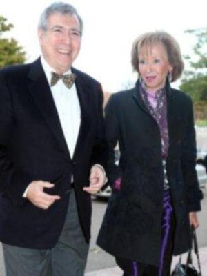 María Teresa Fernández de la Vega luce su nueva imagen en Sevilla