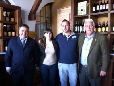Los participantes en el Día Internacional de Rocío Jurado visitarán el Museo del Moscatel de la Cooperativa Católico Agrícola(Chipiona)