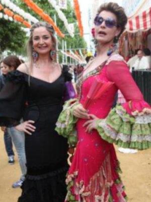 Numerosos personajes conocidos en Feria de Sevilla 2012