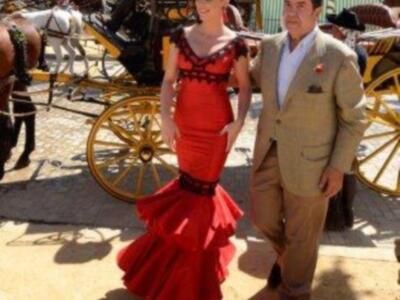 Numerosos personajes conocidos en Feria de Sevilla 2012