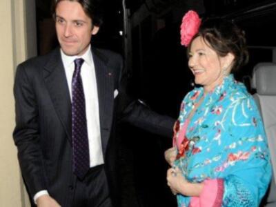 Numerosos personajes conocidos en Feria de Sevilla 2012