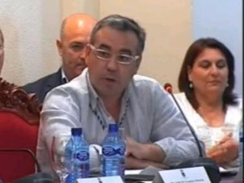 Izquierda Unida  impide  una subida del 46% en el recibo de la recogida de basura de las viviendas(Chipiona)