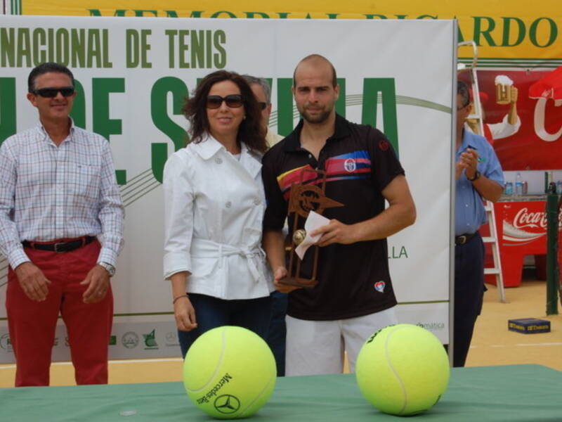 Agustín Boje se proclama vencedor en el Club Náutico del XXI Open Ciudad de Sevilla-Memorial Ricardo Villena de tenis