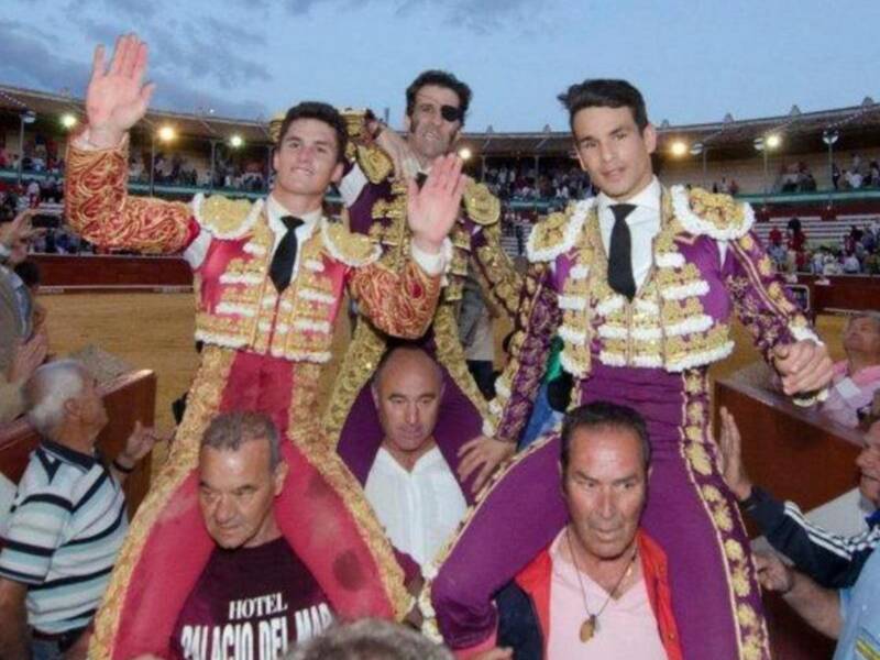 La duquesa de Alba reanuda su vida en Sevilla tras la luna de miel