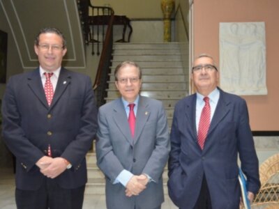 Fotografías de la conferencia celebrada el 22 de mayo en el Ateneo de Sevilla