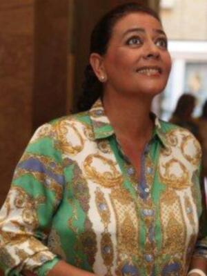 María del Monte Madrina de la Cruz de Mayo benéfica de "proyecto hombre"