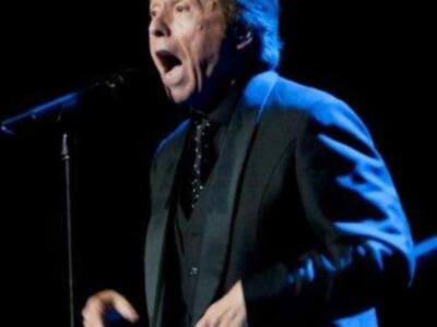 Raphael en Sevilla ante 1.800 espectadores 