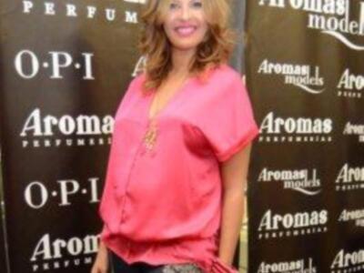 Jessica Bueno jurado de un certamen de modelos el mismo día que Isabel Pantoja se sentaba en el banquillo