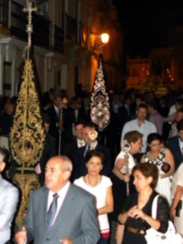 Sevilla.En la villa de Alcalá del Río (Sevilla), se celebró la procesión de subida del Santo Patrón San Gregorio de Osset