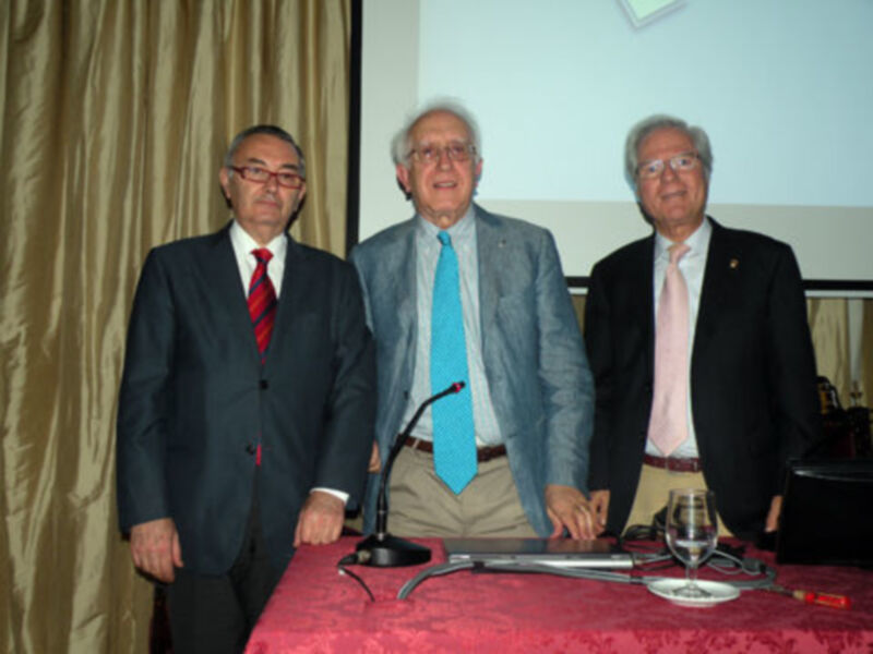 Sevilla. La ingeniería, una fecunda armonía entre habilidad y conocimiento a cardo de Javier Aracil Santonja.