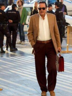 Isabel Pantoja se ha visto las caras con Julián Muñoz y Mayte Zaldívar en los Juzgados de Málaga como imputados en el 'caso Malaya'.