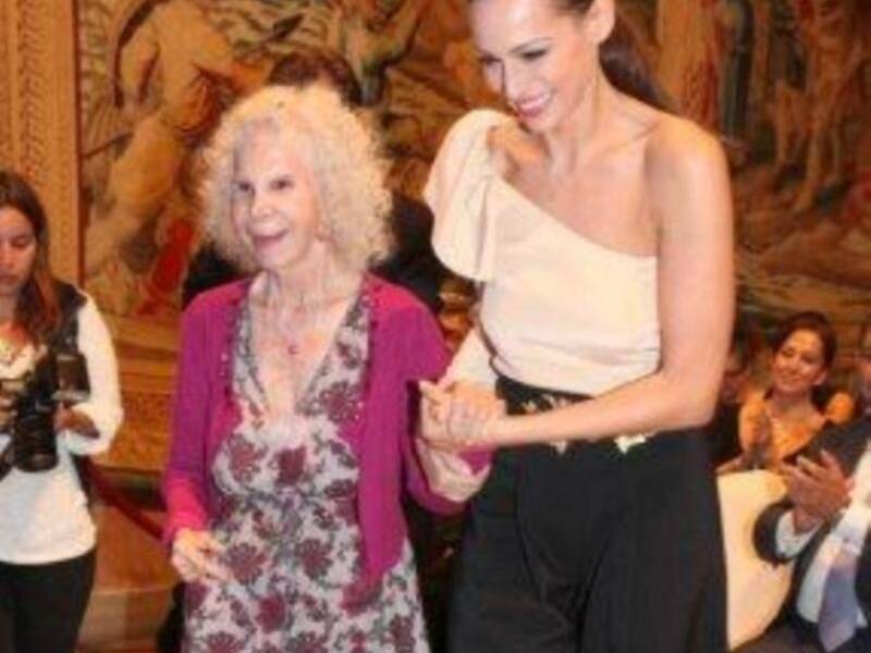 Eva González, la mejor mediadora entre la duquesa de Alba y los Rivera