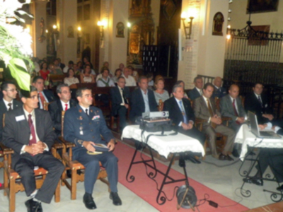 Provincia. Benjamín Domínguez, diserto una ponencia sobre el arte de la imaginería del Dulce nombres de Jesús, en la corporación del Nazareno de Alcalá del Río.