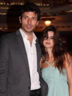 Andrés Velencoso y Clara Lago, una pareja con química