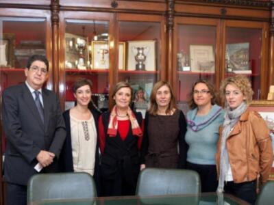 El Colegio de Abogados de Sevilla potenciará en 2013 la asistencia específica contra la Trata de Blanca