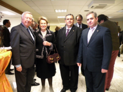 El cartel de la Semana Santa sevillana 2013 atrapado en una pintura