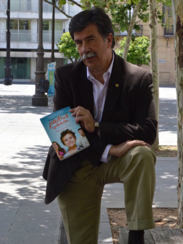 Entrevista Javier Urra, primer defensor del menor en España