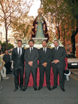 Sevilla. La Prosección de la Virgen del Amparo una ilusión y una salida, del barrio del mismo nombre.
