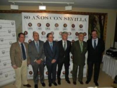Sevilla.  Desayunos Reales con la Monarquía de la Ilusión.