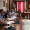 El Consejo Escolar de Chipiona muestra su queja a la Junta de Andalucía por el mal estado y la antigüedad de los libros de texto