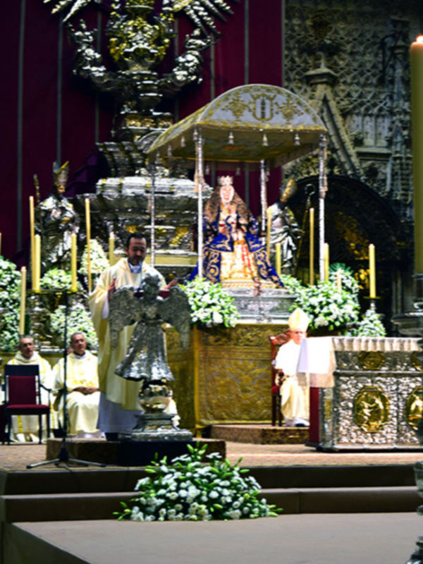 Sevilla. La Virgen de los Reyes Patrona de Sevilla en su culto de novena