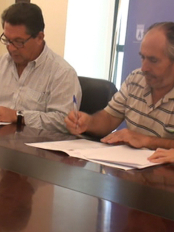 Ayuntamiento de Chipiona y Peña Flamenca firman el convenio del quinto Concurso de Fandangos