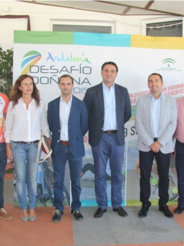 El Consejero de Turismo y Deporte subraya la consolidación de un 'Desafío Doñana' que volverá a pasar por Chipiona este año